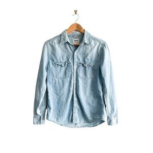 TNA Boyfriend Fit Denim Shirt Button Up Light Blue Cotton Women's S Long Sleeved